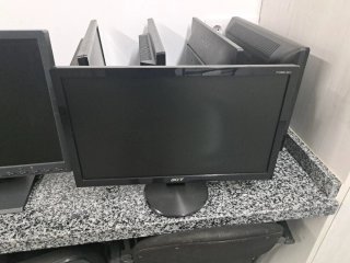 Lote Monitores VGA, Acer, Lenovo, Dell