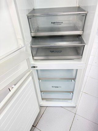 Nevera LG NoFrost 1.85m x 60cm A+++