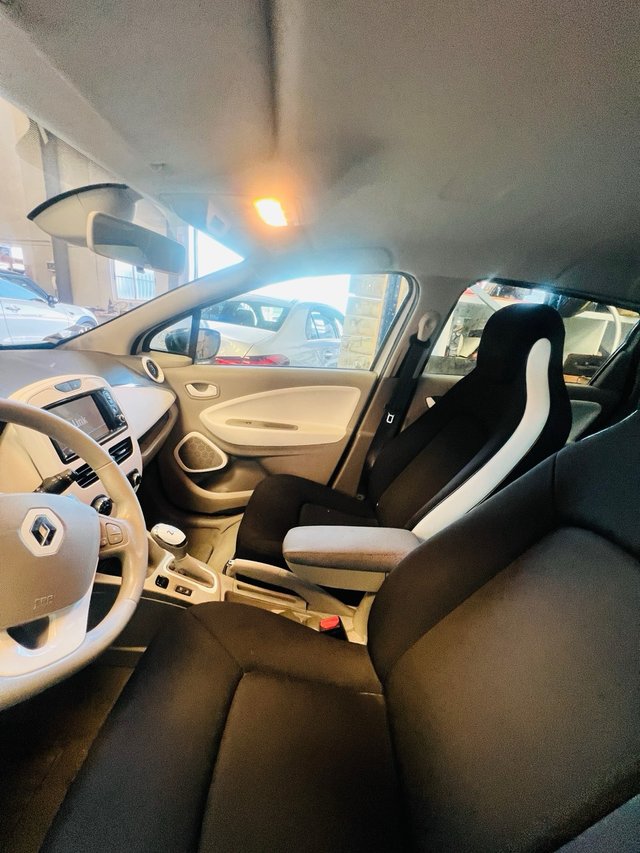 Renault ZOE 2015