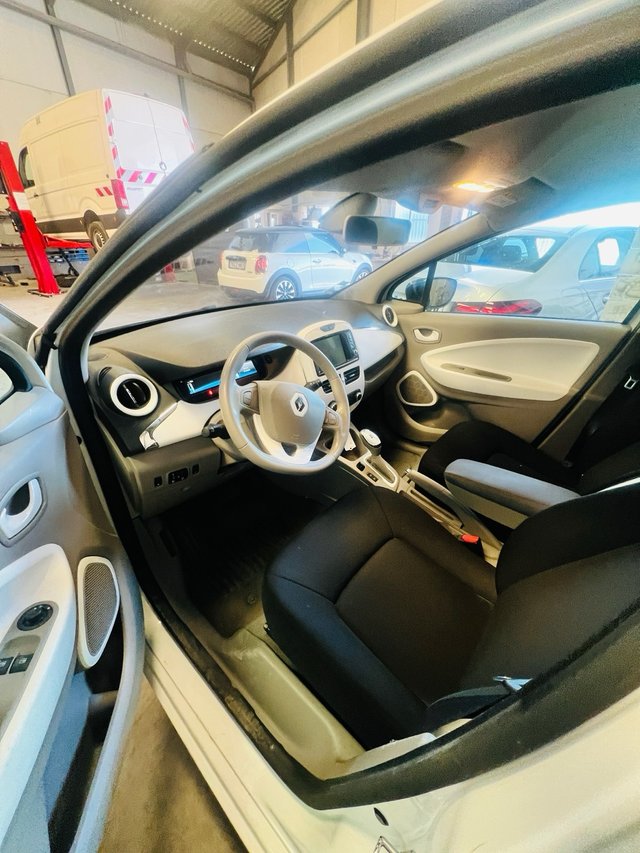 Renault ZOE 2015