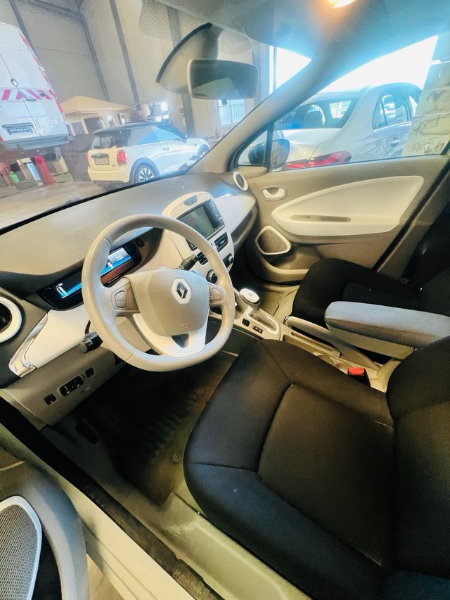 Renault ZOE 2015