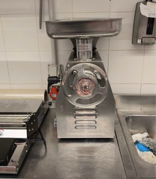 Picadora de Carne Fama TI 32 R
