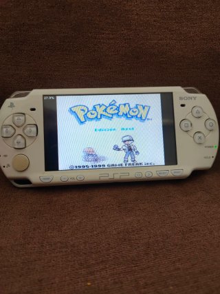 PSP 2000 Blanca Pokémon Rojo Fuego