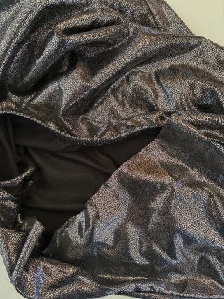 Vestito laminato monospalla