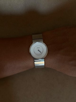 Reloj Seiko Unisex 1N00-0NR0 Minimalista