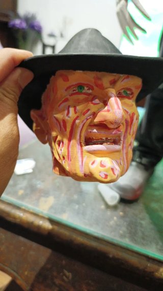 Fredy krueger Figura 80cm