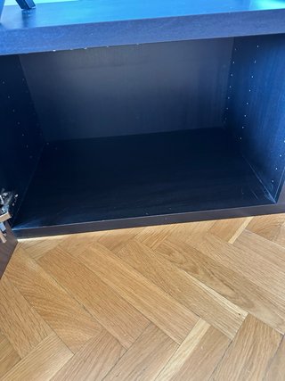 Besta estantería Ikea puertas madera cristal