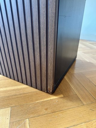 Besta estantería Ikea puertas madera cristal