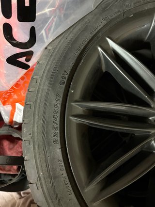 Neumático 225/45R17 91Y