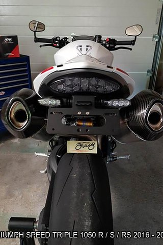 Portamatrículas TRIUMPH SPEEDTRIPLE 1050 2016 2020