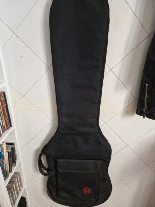Funda para guitarra negra