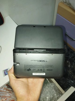 Nintendo 3DS XL Gris + Pokémon Luna