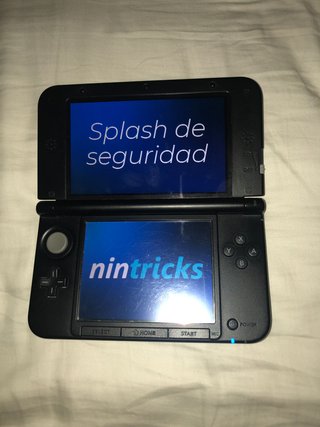 Nintendo 3DS XL Gris + Pokémon Luna