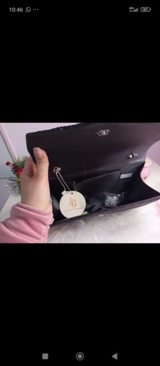 Pochette nera elegante