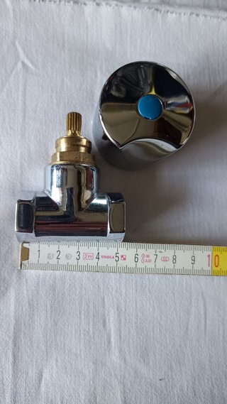 Rubinetto Zucchetti con maniglia ottone