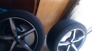 Llantas y neumáticos 235/45 R18