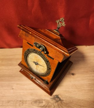 Antiguo Reloj Sobremesa Vintage Madera Basculante