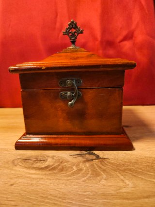 Antiguo Reloj Sobremesa Vintage Madera Basculante