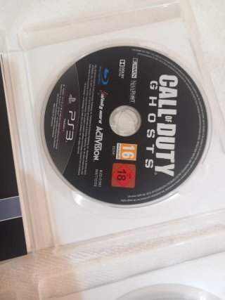Call of Duty Ghosts y MW2 PS3