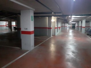 Plaza garaje cerca de estación ave