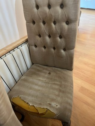 Sillas de tela beige para restaurar