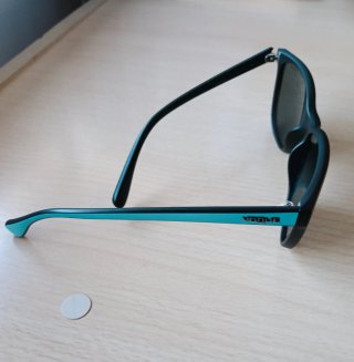 Gafas de sol Vogue negras y turquesa