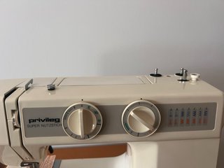 Máquina de coser Privileg Super Nutzstich