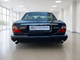 Jaguar XJ 3.2 V8