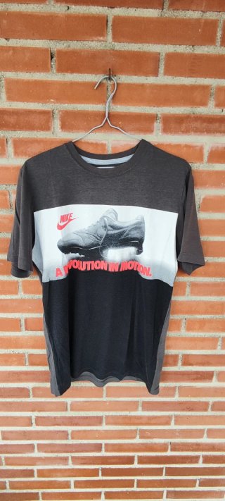 Pack de 4 camisetas + 2 de regalo