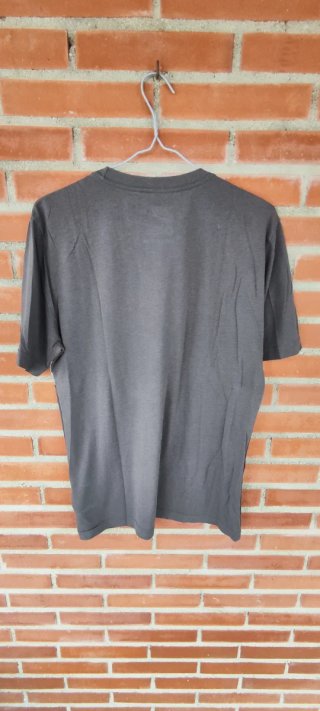 Pack de 4 camisetas + 2 de regalo
