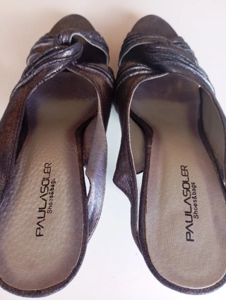 Sandalias tacón negras y plateadas