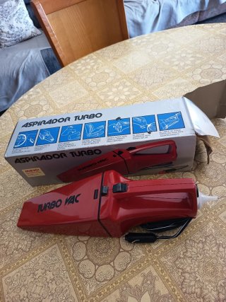 Aspirador y Hinchador Turbo Vac 12V