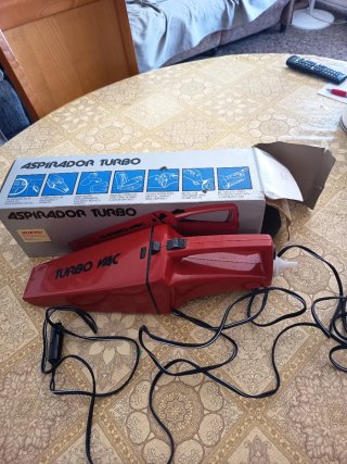Aspirador y Hinchador Turbo Vac 12V