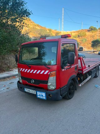Nissan Cabstar 2010