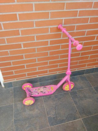Patinete infantil 3 ruedas Minnie Mouse