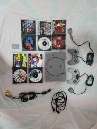 Consola PlayStation 1 Gris + Juegos y Mandos