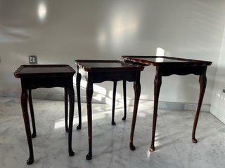 Juego mesas encajables madera