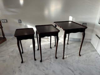 Juego mesas encajables madera