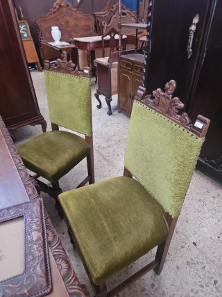 Mueble despacho renacentista tallado