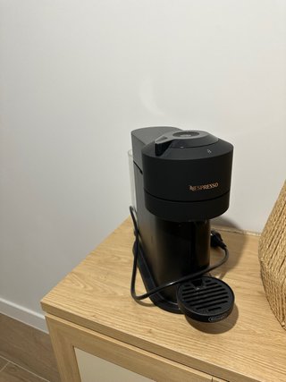 Cafetera Nespresso Negra