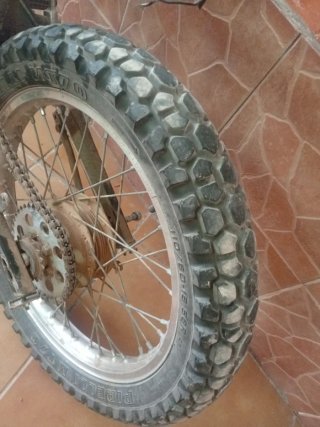 Rueda Trasera Moto Pirelli MT70 110/80-18 58R