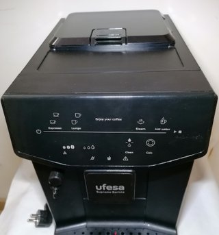 Cafetera Ufesa Supreme Barista CE8121