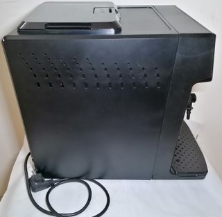 Cafetera Ufesa Supreme Barista CE8121
