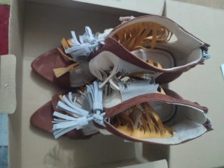 Sandalias tacón con flecos