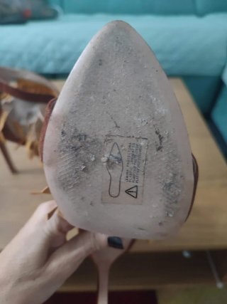 Sandalias tacón con flecos