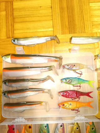Lote señuelos pesca variados 1
