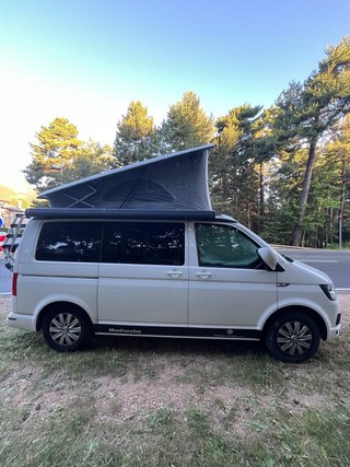 Furgoneta Camper Volkswagen California Beach