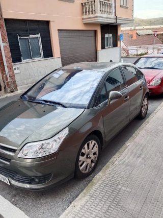 Citroen C4 2005 se vende sin garantia