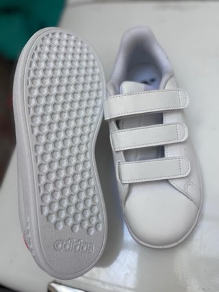 Zapatillas Adidas niña velcro blancas y rosa
