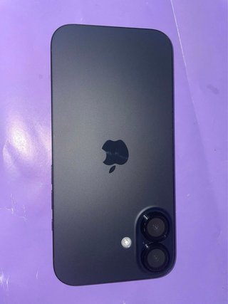 iPhone 16 Negro/Azul Marino